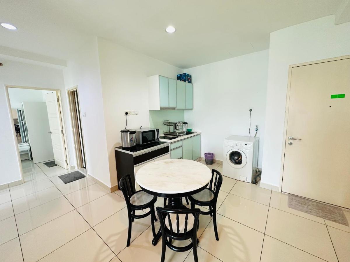 Cozy Seaview Penang Homestay @ Gurney Pulau Pinang George Town Esterno foto